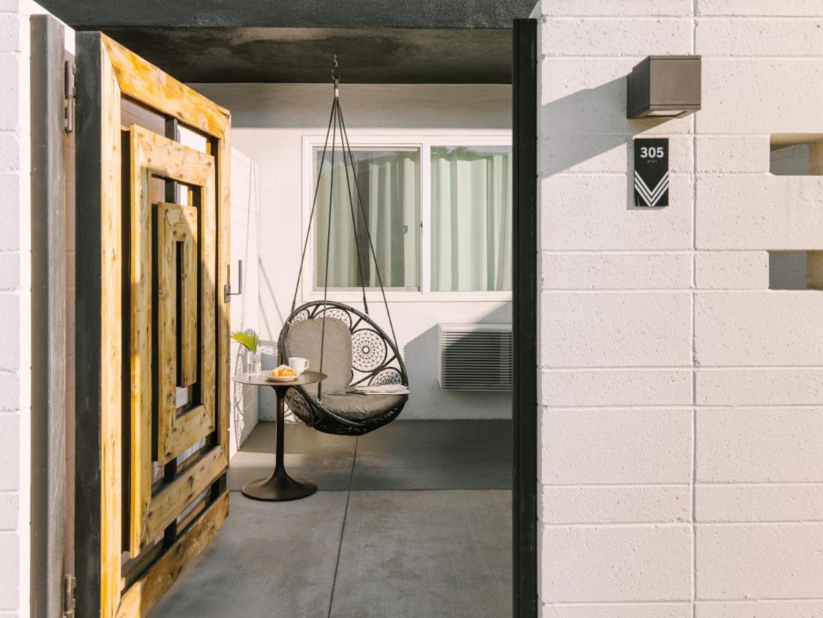 The V Powered By Sonder Hotel Palm Springs Bagian luar foto